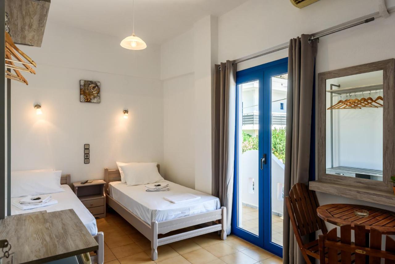 Giannis Studio Agia Roumeli Apartment Exterior photo